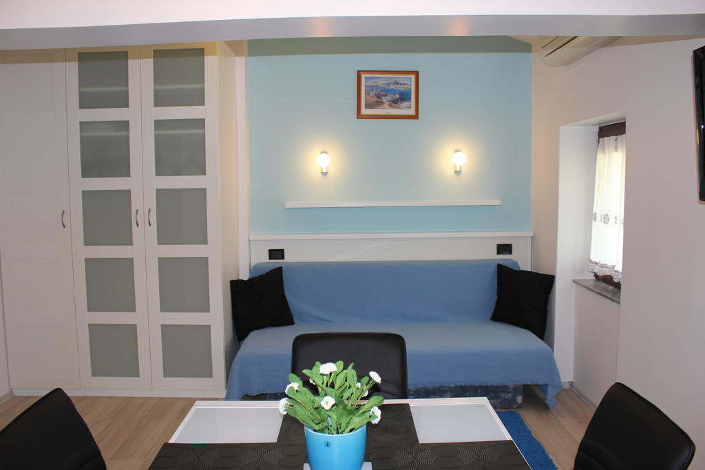 Apartments Ines Komel Опатия Екстериор снимка