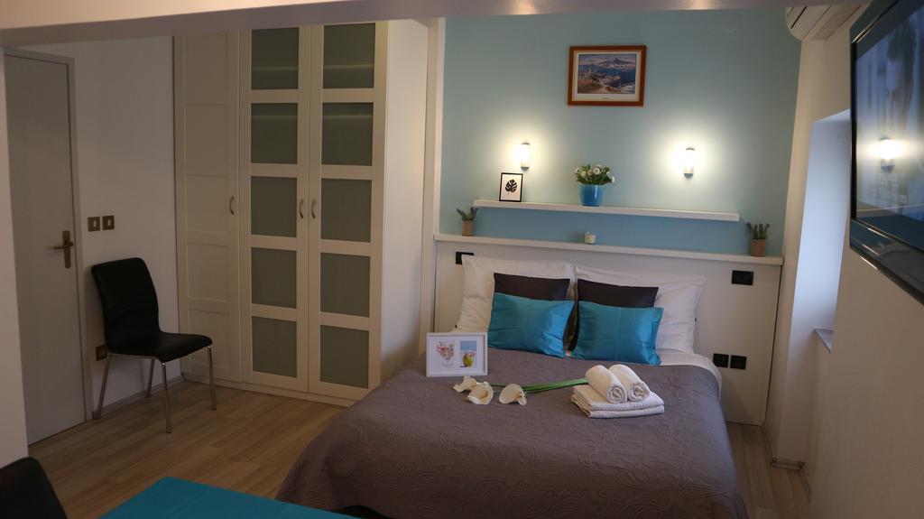 Apartments Ines Komel Опатия Екстериор снимка