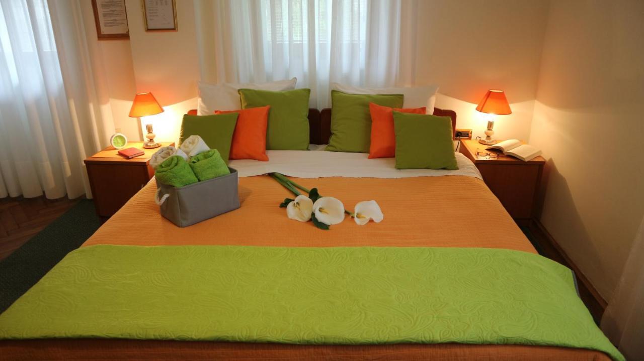 Apartments Ines Komel Опатия Екстериор снимка